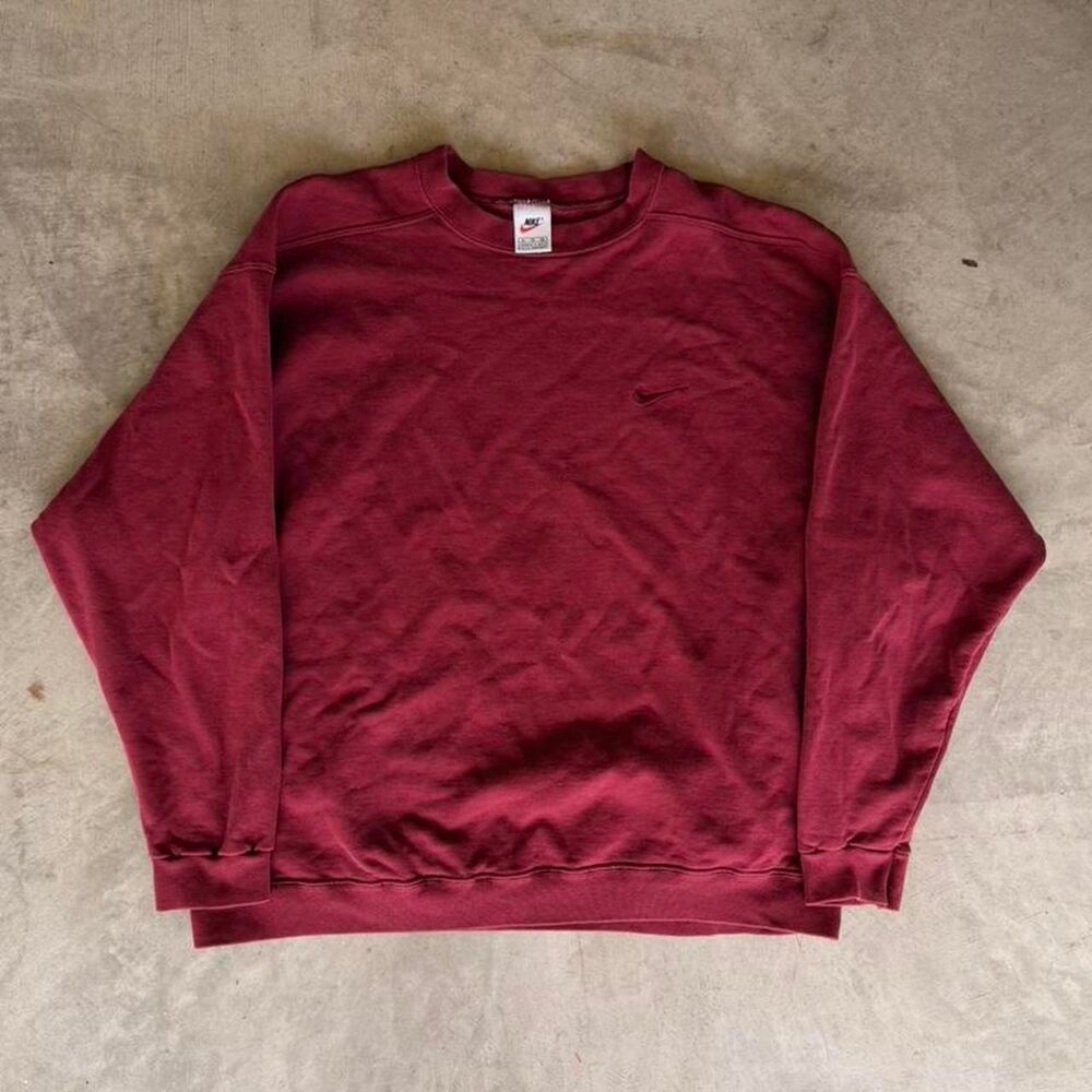 Nike Men's Burgundy and Red Sweatshirt